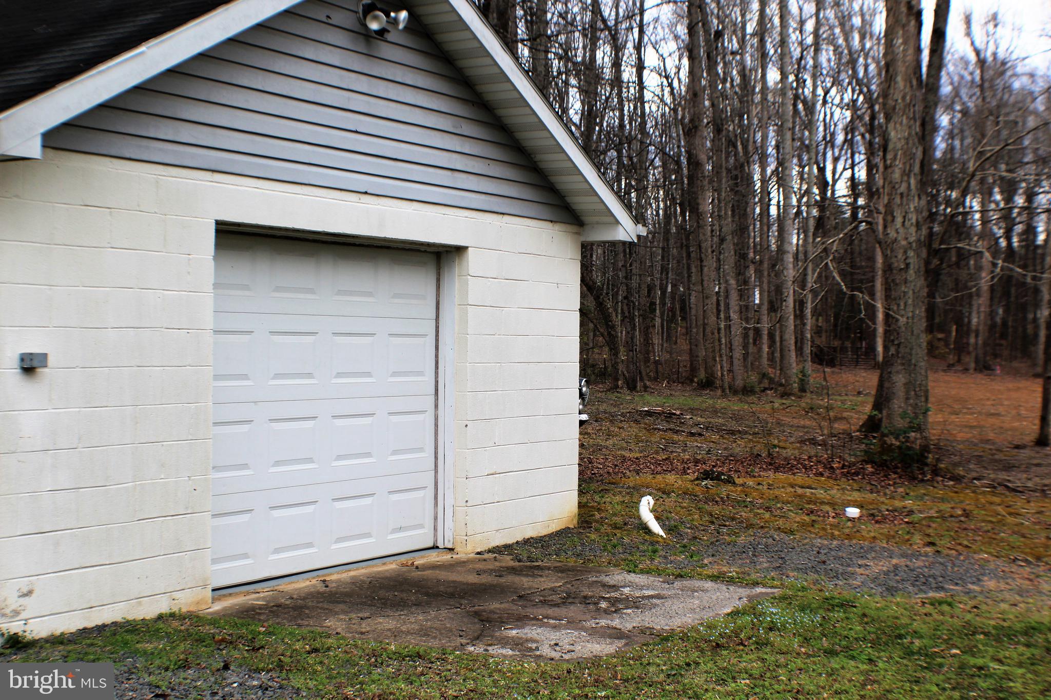 4249 Razor Hill Road Bealeton, VA 22712 - Photo 44 of 61 Garage has RV hookup and RV cleanout