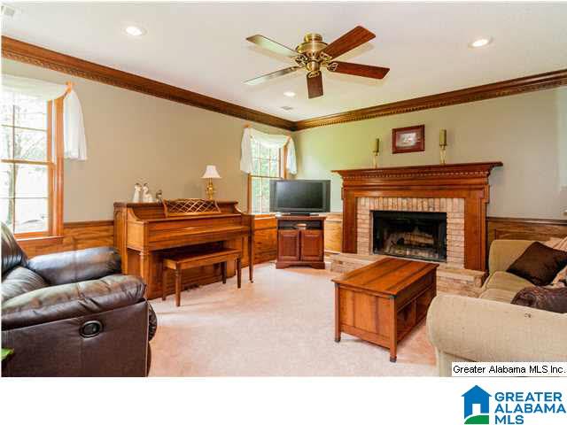 721 Valleyview Road Pelham, AL 35124 - Photo 6 of 27