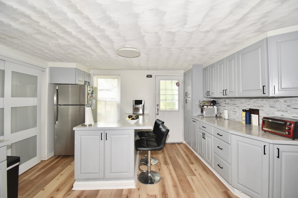 106 Suffolk Street Springfield, MA 01109 - Photo 7 of 18