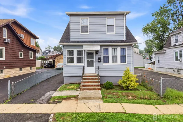 $569,000 | 375 Miller Street, Vauxhall, NJ 07088