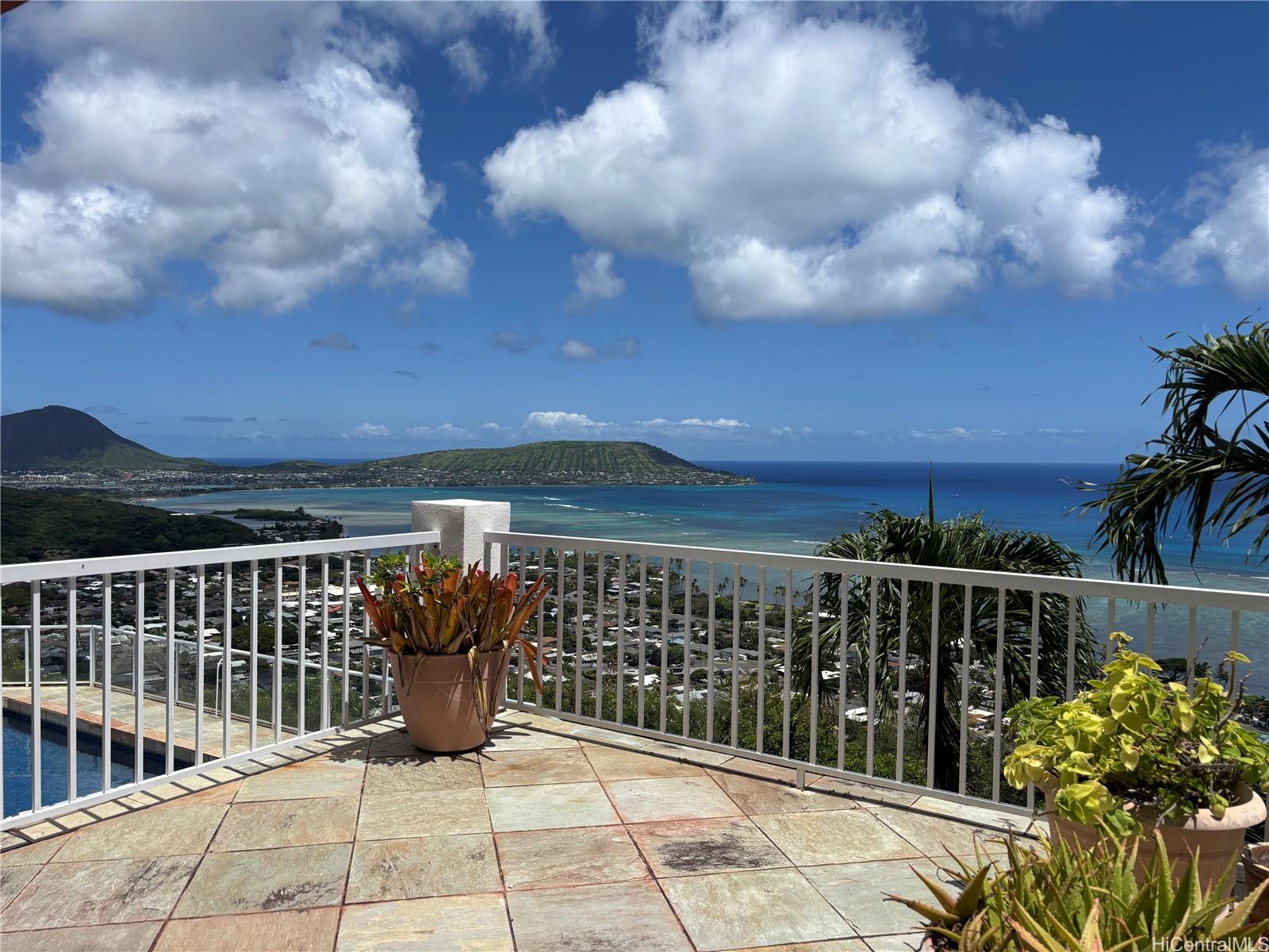 483 Maono Loop Honolulu, HI 96821 - Photo 17 of 25