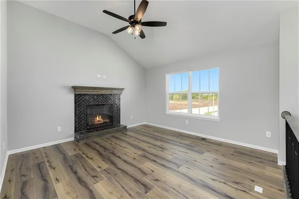 $360,000 | 1913 Hawk View, Harrisonville, MO 64701