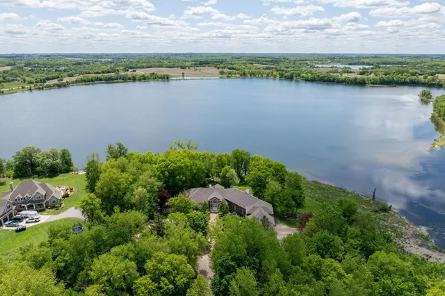 $2,780,000 | 5441 Raven Point Road, Prior Lake, MN 55372