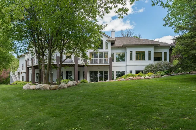 $2,780,000 | 5441 Raven Point Road, Prior Lake, MN 55372