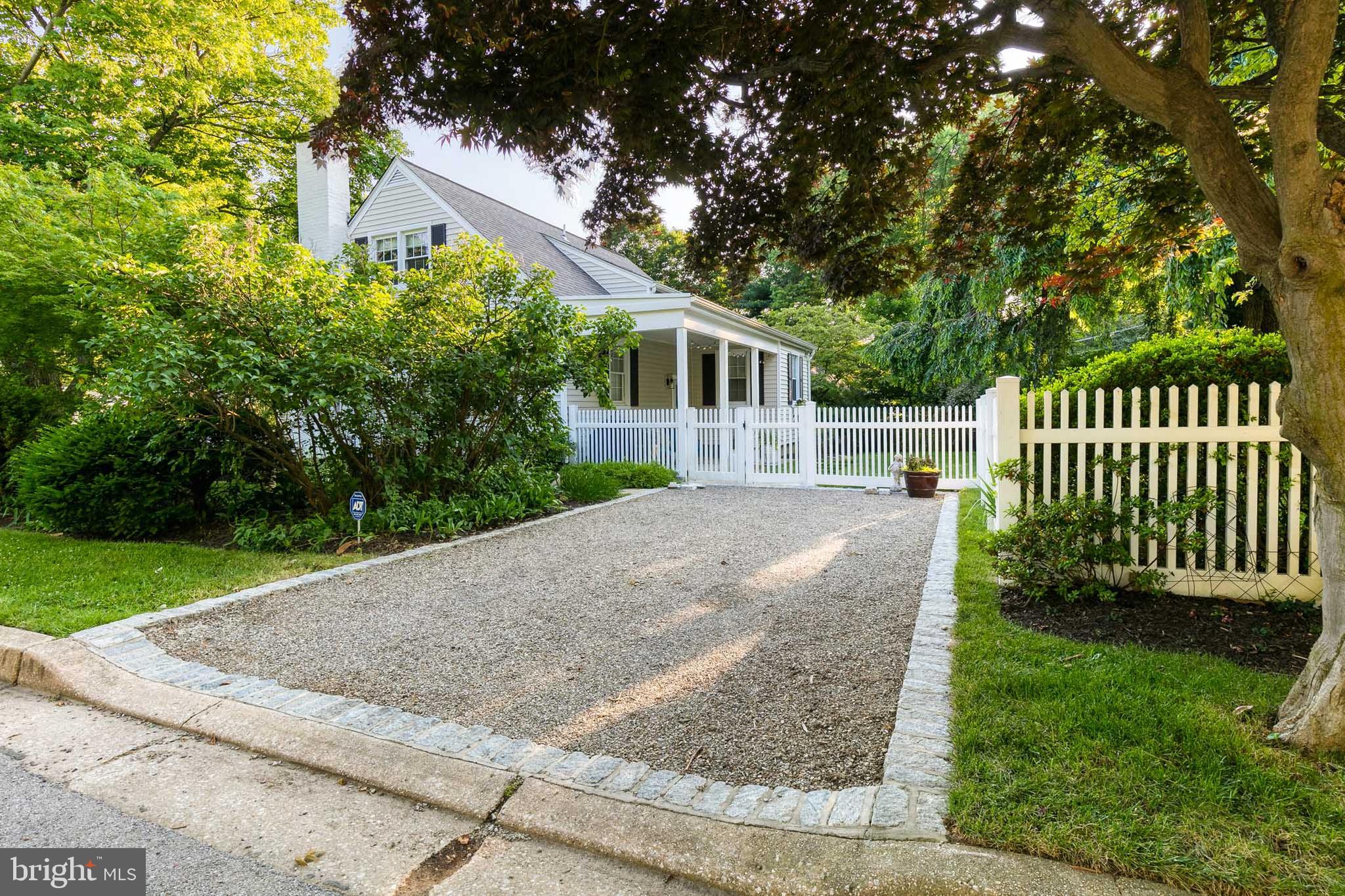 416 Brook Road Towson, MD 21286 - Photo 2 of 55 great wide parking pad