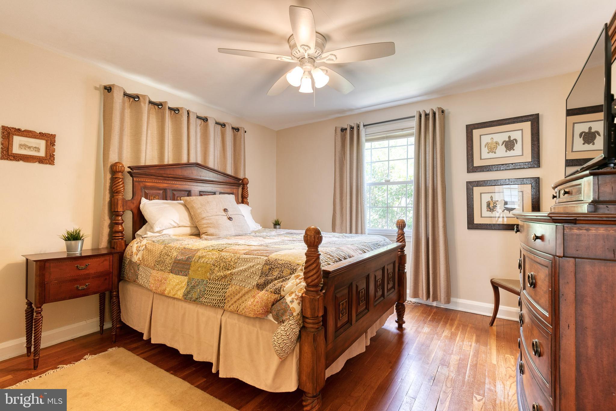 416 Brook Road Towson, MD 21286 - Photo 9 of 55 main floor bedroom