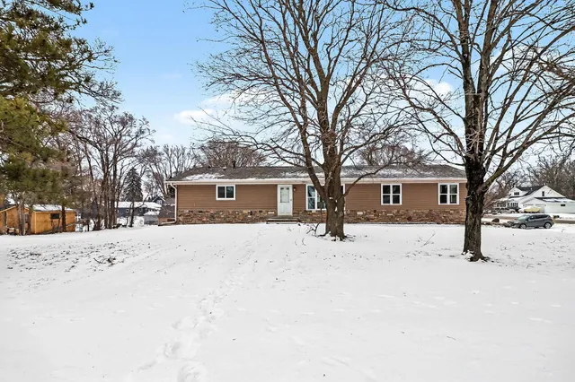 $369,900 | 9500 Main Street, Elko New Market, MN 55020