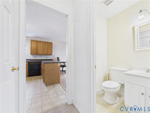 $314,999 | 1392 Sports Lake Road, Columbia, VA 23038