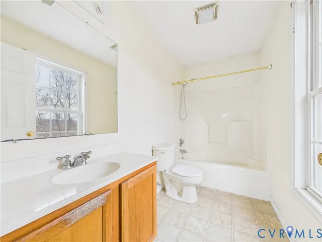 $314,999 | 1392 Sports Lake Road, Columbia, VA 23038