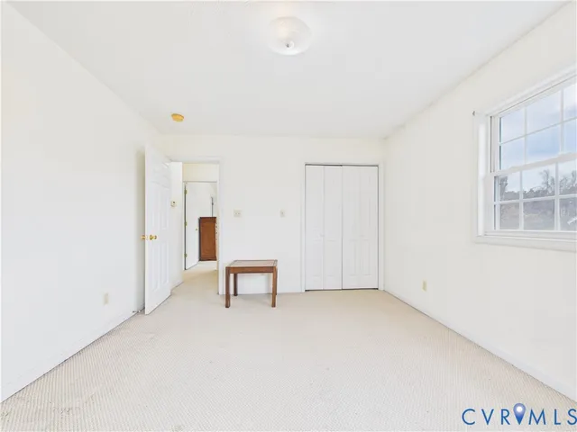 $314,999 | 1392 Sports Lake Road, Columbia, VA 23038