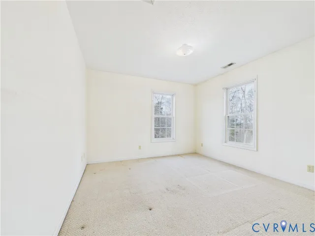 $314,999 | 1392 Sports Lake Road, Columbia, VA 23038