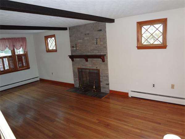 11 Orleans Road Norwood, MA 02062 - Photo 2 of 10 Gallery Image 2