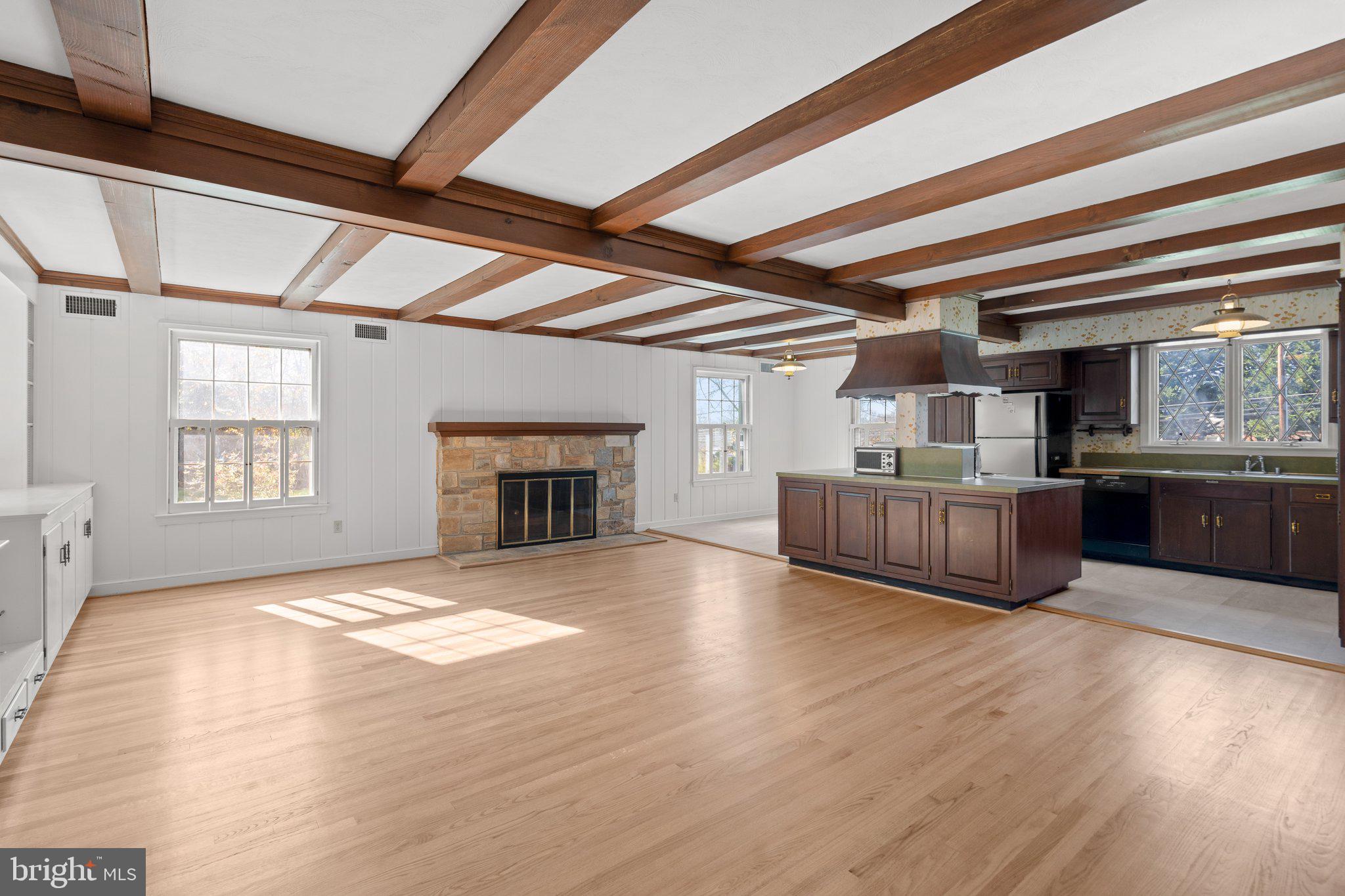 25915 Woodfield Road Damascus, MD 20872 - Photo 17 of 61 Beautiful beamed ceilings