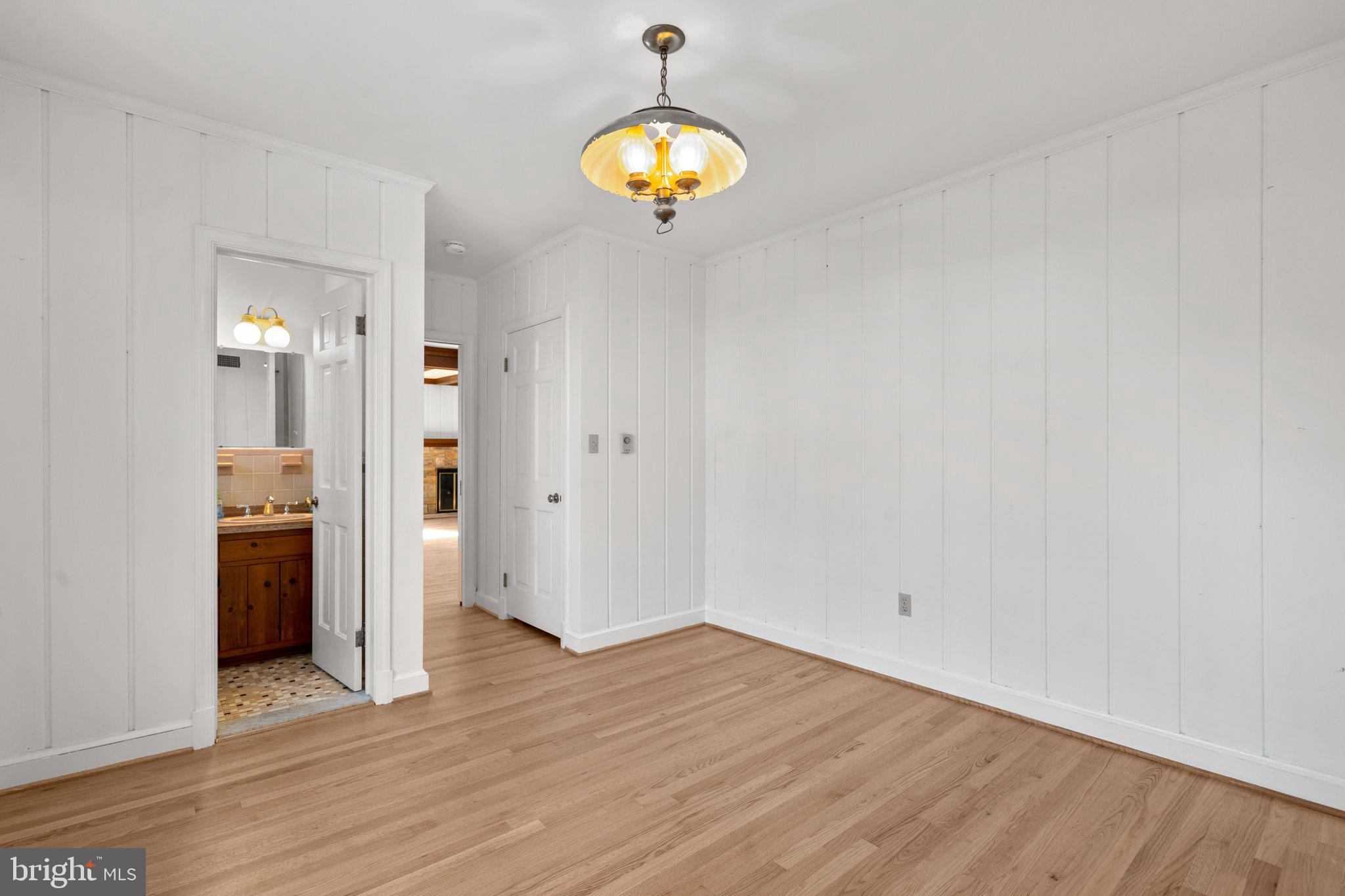 25915 Woodfield Road Damascus, MD 20872 - Photo 26 of 61 2nd Bedroom on main level or office