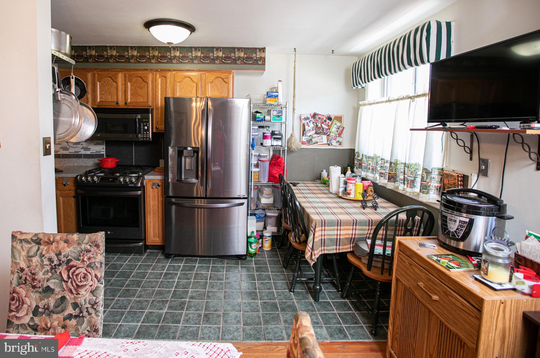 8556 Provident Road Philadelphia, PA 19150 - Photo 8 of 29 Kitchen