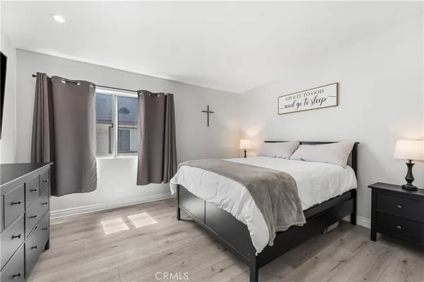 $375,000 | 11150 Glenoaks Boulevard, Unit 38, Pacoima, CA 91331