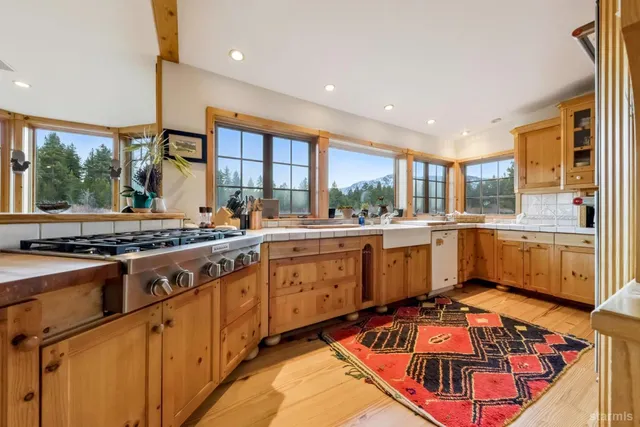 a view of a living room