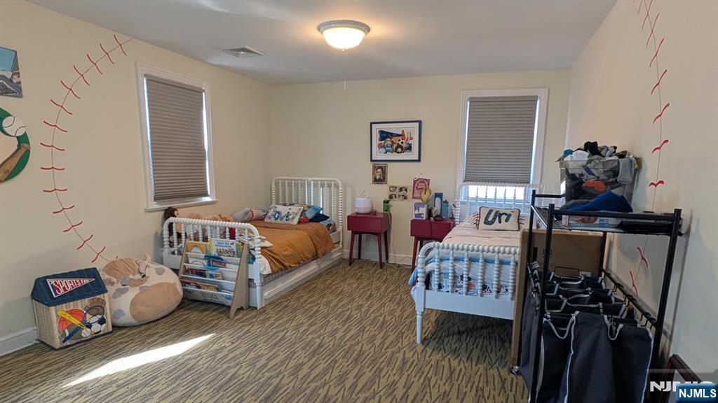 129 Wilbur Road Bergenfield, NJ 07621 - Photo 15 of 21