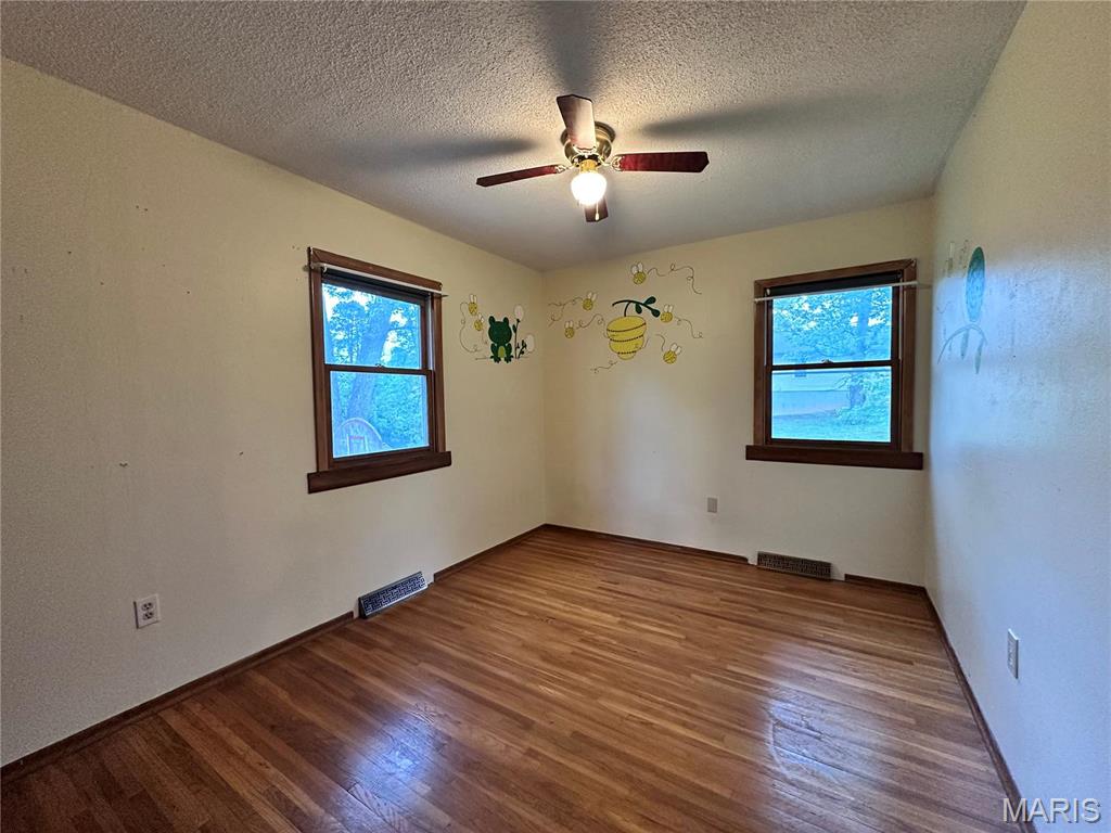 422 Parklane Drive St. Clair, MO 63077 - Photo 11 of 23