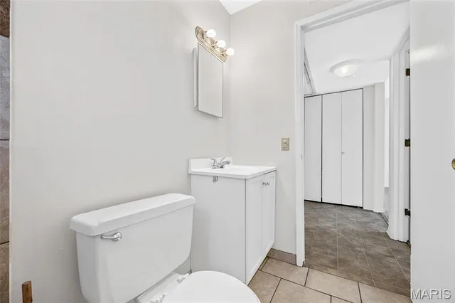 $1,025 | 22 East Rock Creek Manor, Arnold, MO 63010