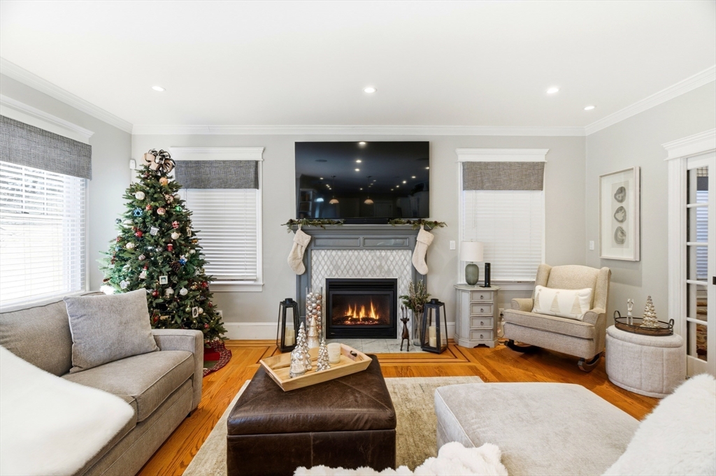 90 McCarthy Road Newton, MA 02459 - Photo 11 of 41