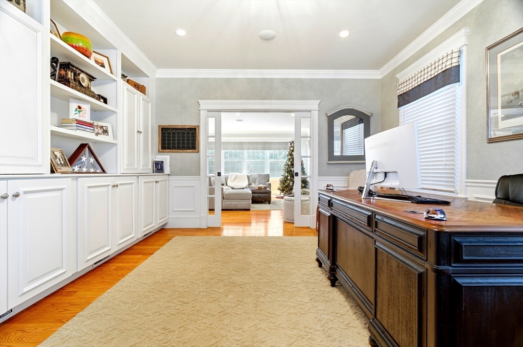 90 McCarthy Road Newton, MA 02459 - Photo 13 of 41