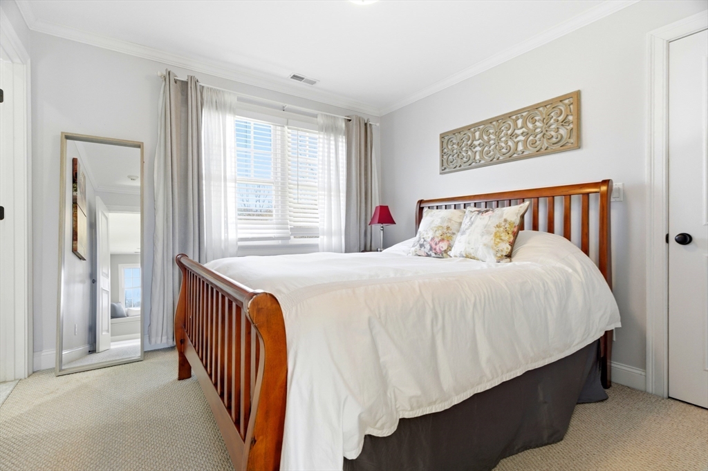 90 McCarthy Road Newton, MA 02459 - Photo 23 of 41