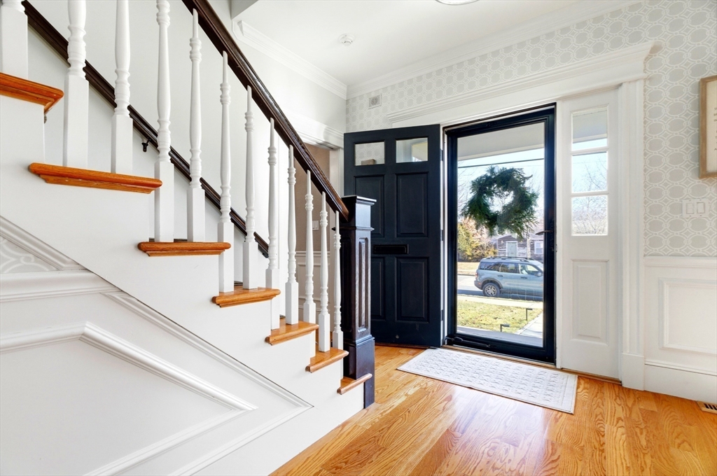 90 McCarthy Road Newton, MA 02459 - Photo 3 of 41