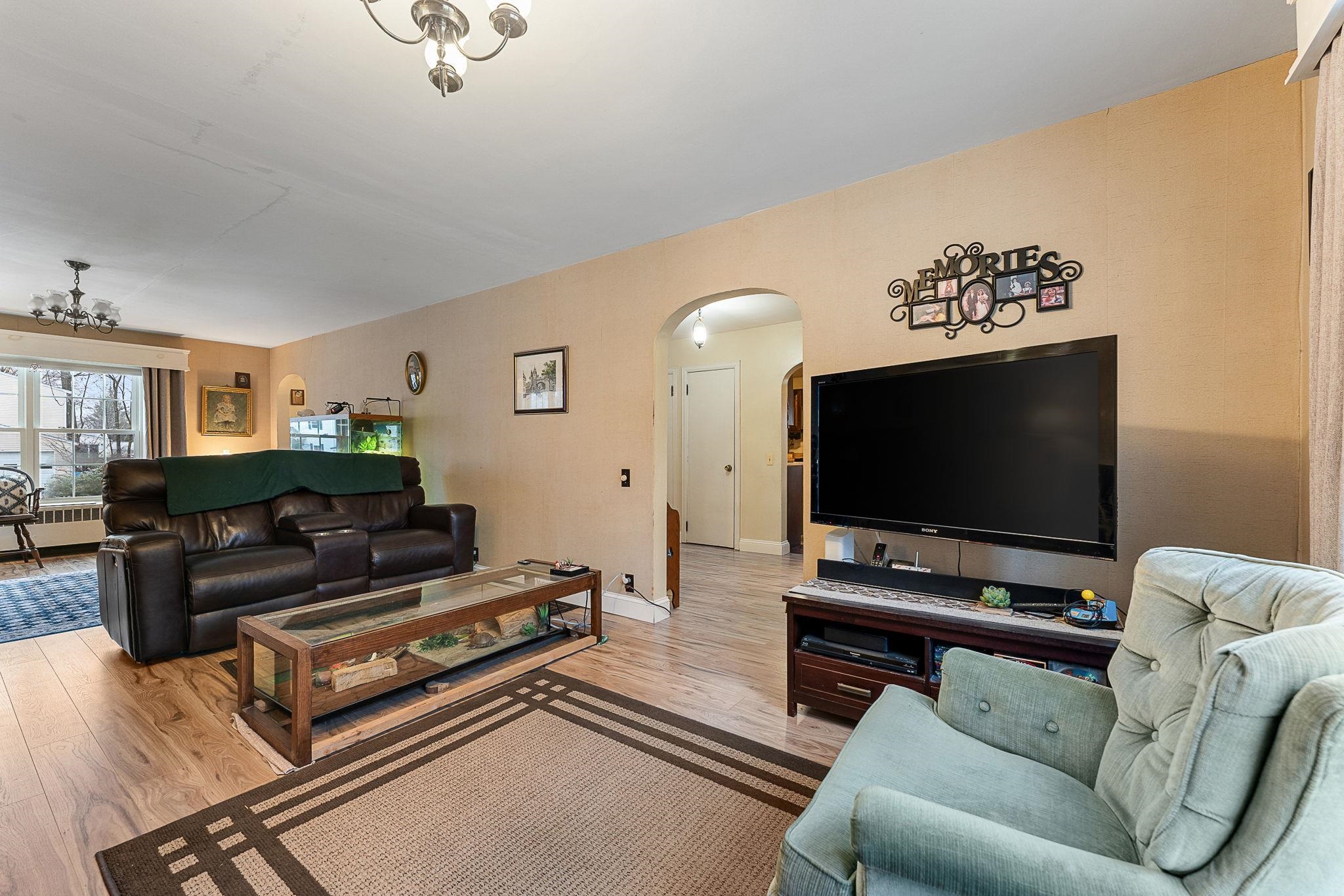 19 Woodlawn Road Burlington, VT 05408 - Photo 12 of 60