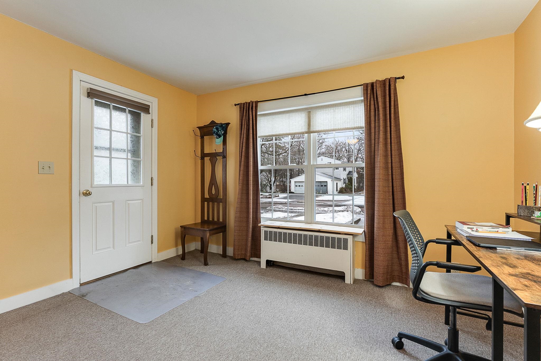 19 Woodlawn Road Burlington, VT 05408 - Photo 34 of 60