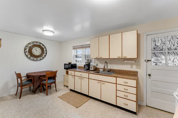 $749,000 | 19 Woodlawn Road, Burlington, VT 05408