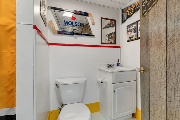 $749,000 | 19 Woodlawn Road, Burlington, VT 05408