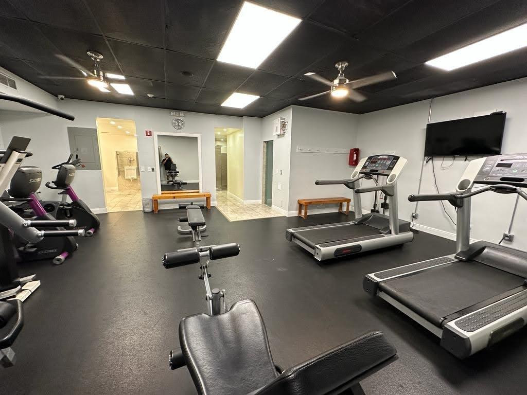 100 Berkley Road, Unit 109 Hollywood, FL 33024 - Photo 31 of 54 GYM