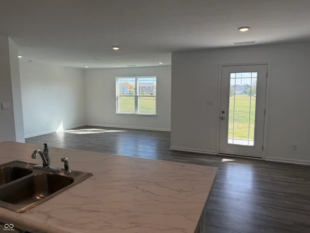 $2,000 | 6105 Card Boulevard, Indianapolis, IN 46221