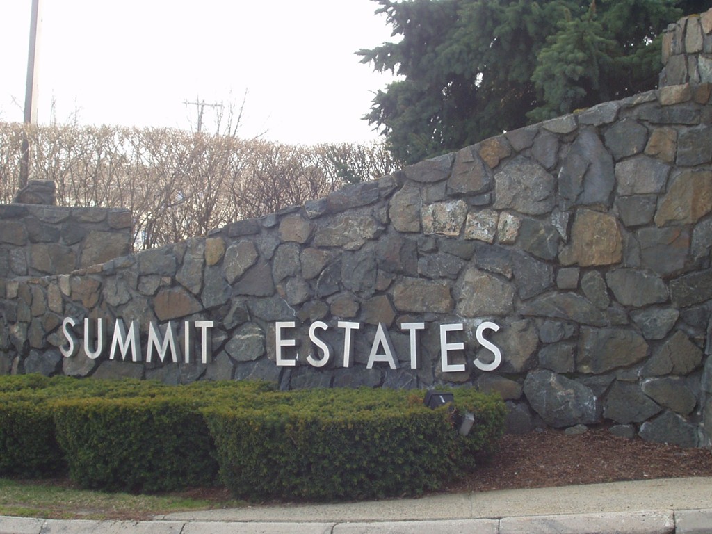 1006 Paradise Road, Unit 2C Swampscott, MA 01907 - Photo 1 of 1