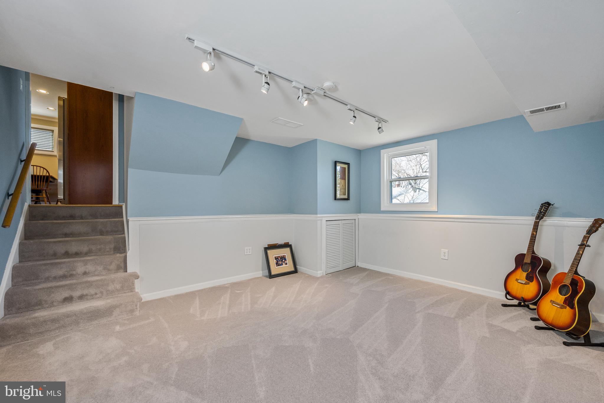 217 Rollingfield Road Catonsville, MD 21228 - Photo 29 of 40 rec room