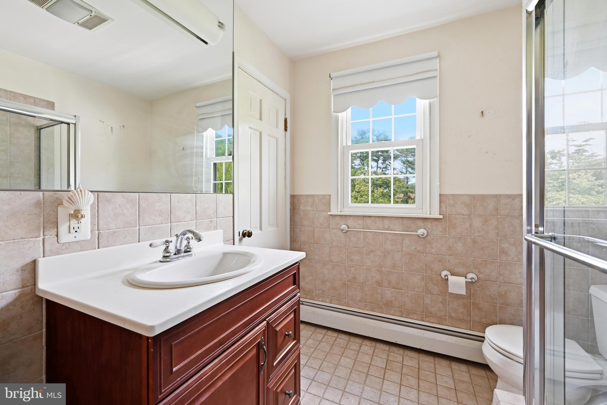 1801 County Line Road Huntingdon Valley, PA 19006 - Photo 17 of 23