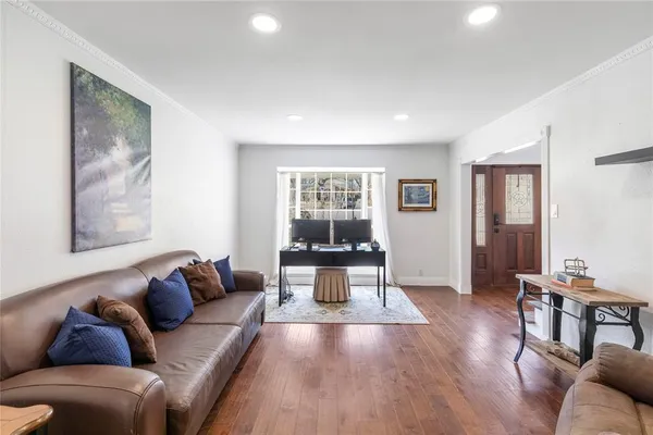 $549,900 | 2906 Pacific Court, Irving, TX 75062