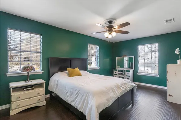 $549,900 | 2906 Pacific Court, Irving, TX 75062