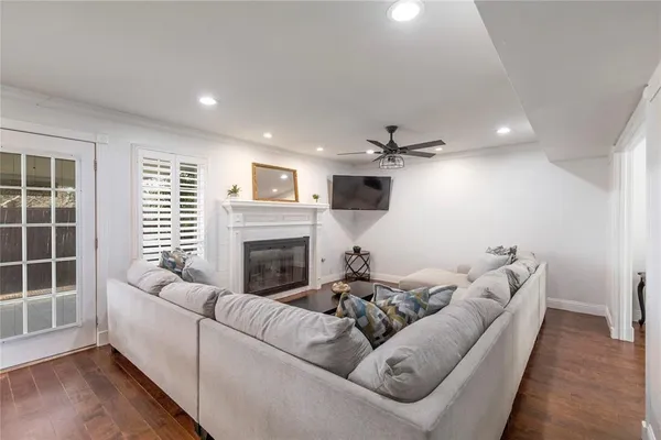 $549,900 | 2906 Pacific Court, Irving, TX 75062