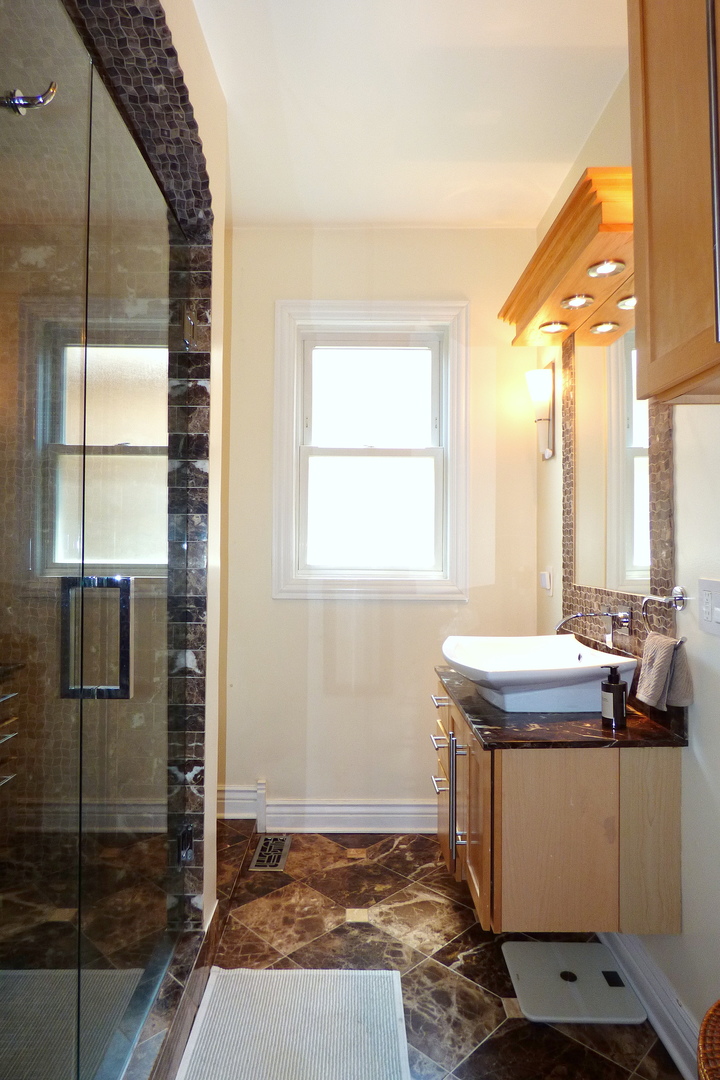 3313 North Rutherford Avenue Chicago, IL 60634 - Photo 11 of 38