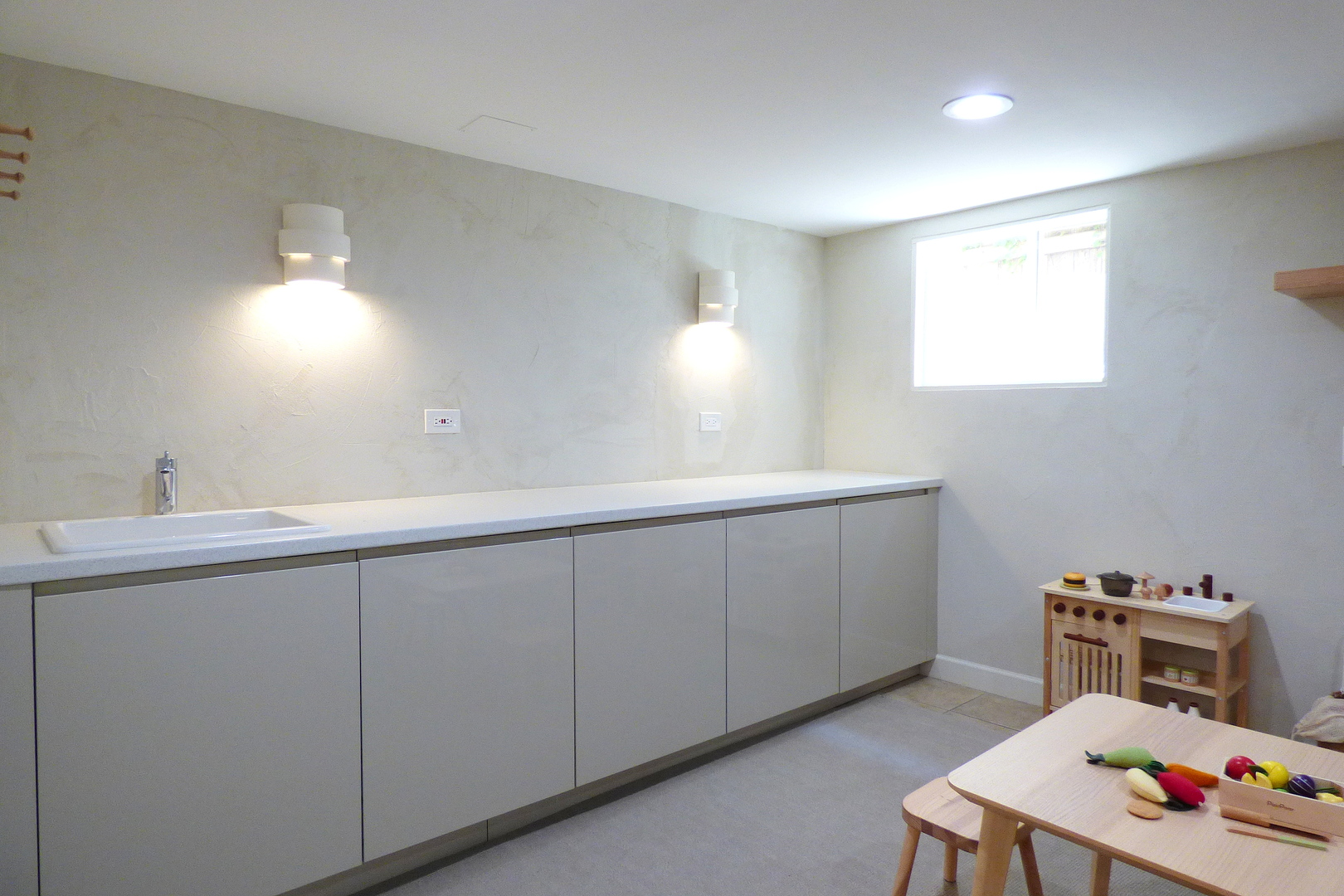 3313 North Rutherford Avenue Chicago, IL 60634 - Photo 25 of 38 a bathroom with a sink vanity and mirror