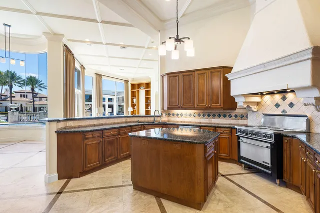 $9,500,000 | 159 Coconut Palm Road, Boca Raton, FL 33432