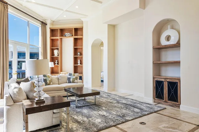 $9,500,000 | 159 Coconut Palm Road, Boca Raton, FL 33432