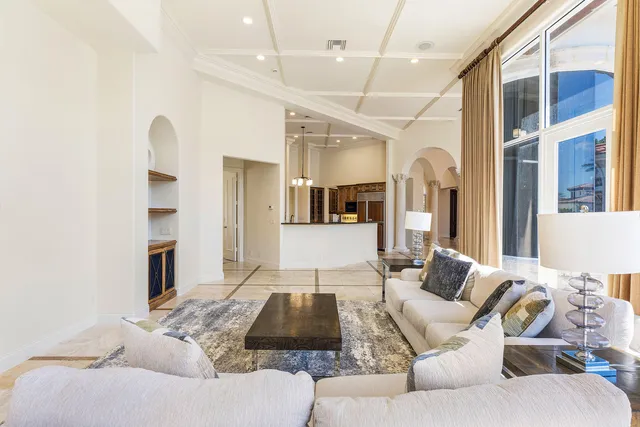 $9,500,000 | 159 Coconut Palm Road, Boca Raton, FL 33432