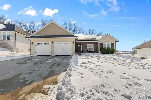 $455,000 | 4241 Stone Crest, Cape Girardeau, MO 63701