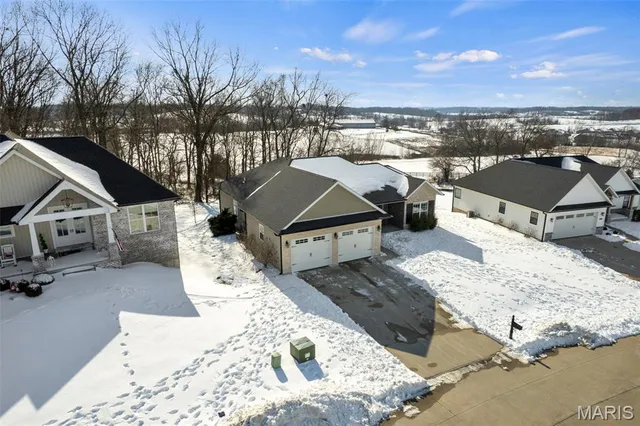 $455,000 | 4241 Stone Crest, Cape Girardeau, MO 63701