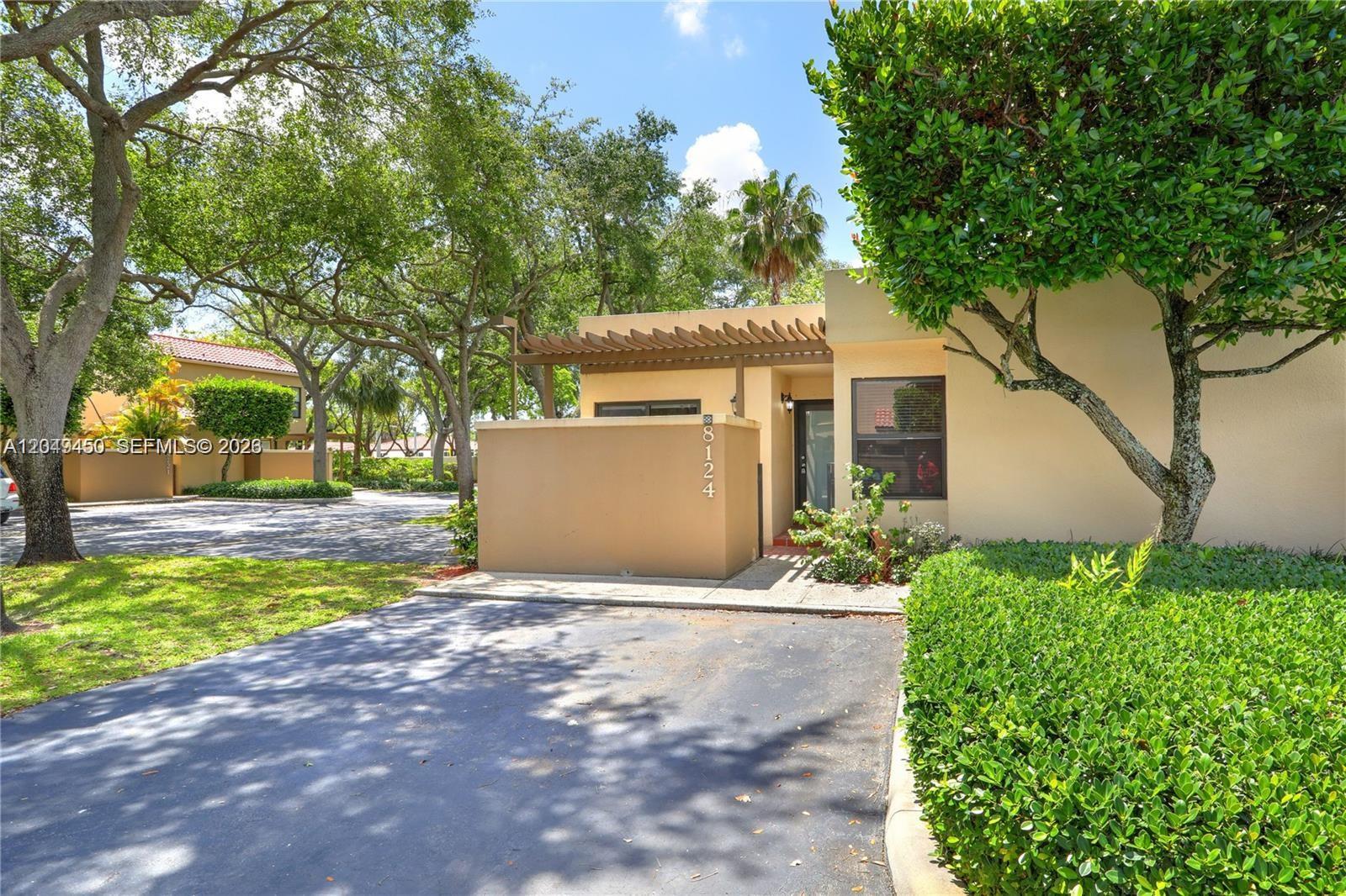 8124 Southwest 87th Terrace Miami, FL 33143 - Photo 33 of 44
