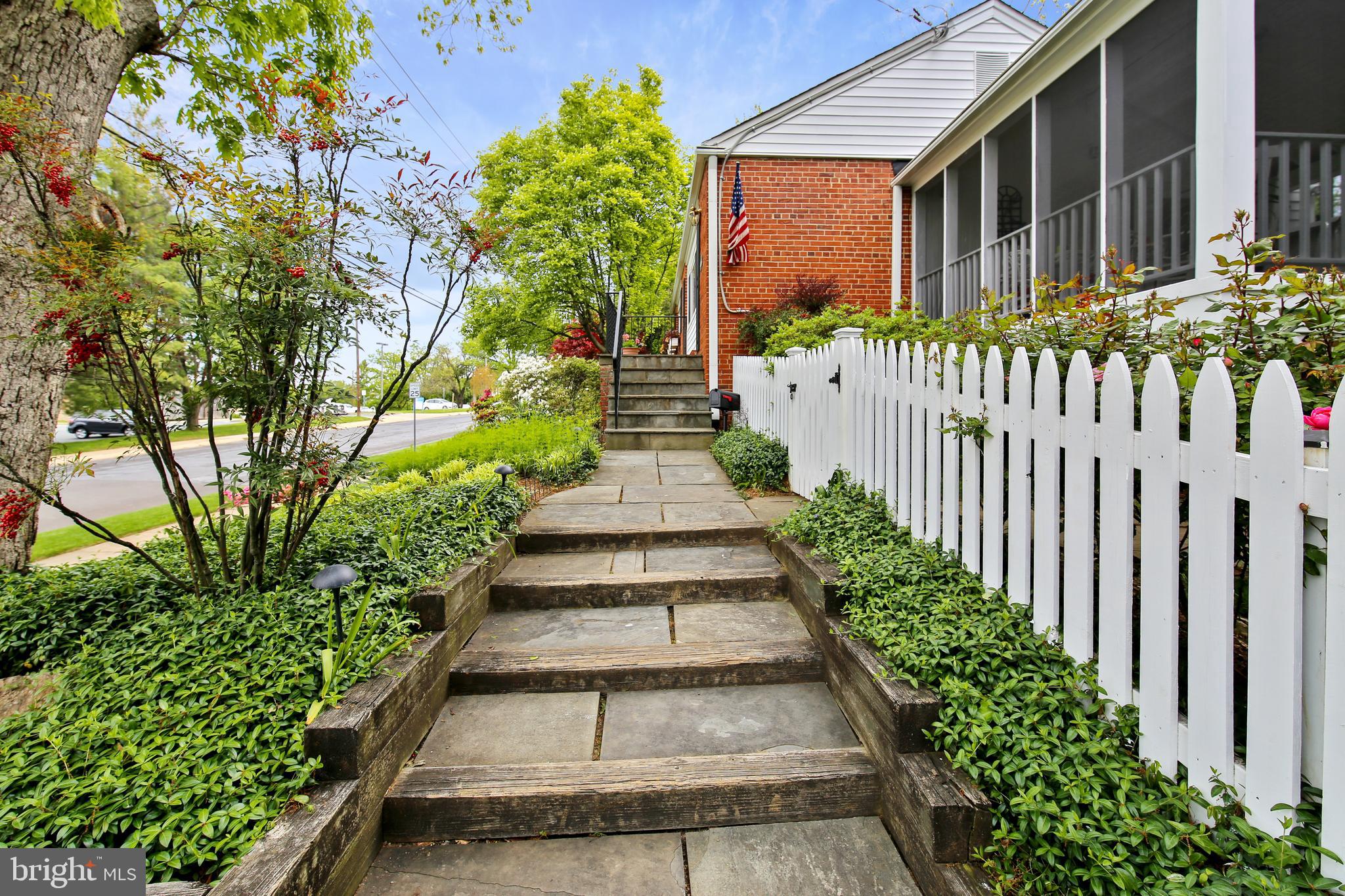 6316 Bells Mill Road Bethesda, MD 20817 - Photo 2 of 33 Beautifully landscaped entry