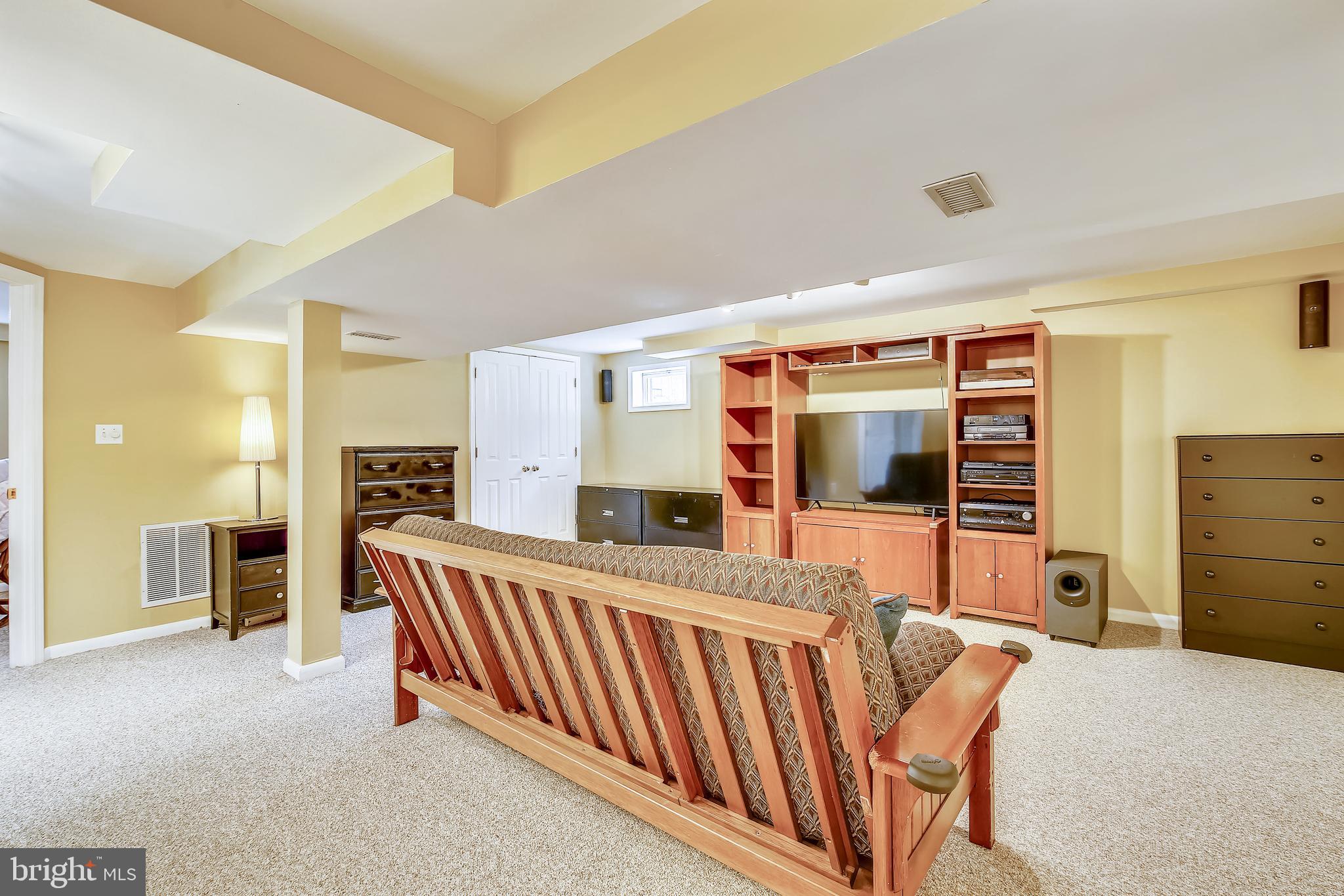 6316 Bells Mill Road Bethesda, MD 20817 - Photo 25 of 33 Recreation room